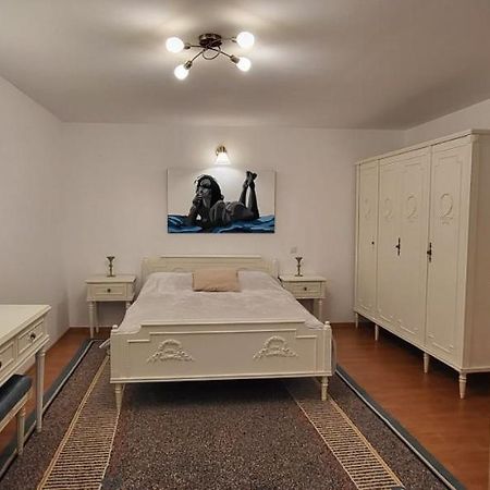 Cotroceni Accommodations Upstairs Bucharest Exterior photo